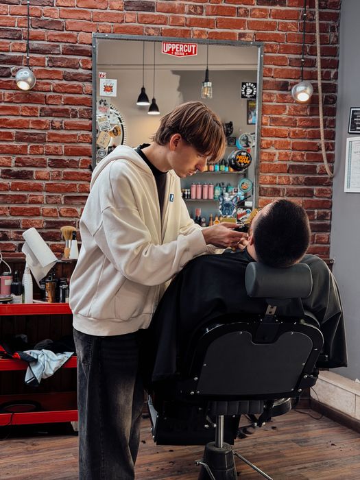 Търсим модели за безплатно мъжко подстригване | BRADAO Barbering School – Бургас