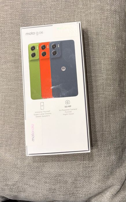 Телефон Moto go6