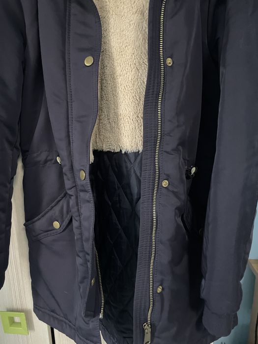 Яке парка H&M за момиче 13-14 години