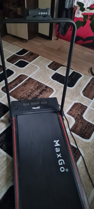 Беговая дорожка со стойкой