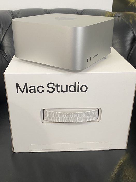 Mac Studio M1 Max / 10 CPU / 24C GPU / 32 GB RAM / 1 TB |