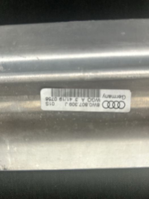 Задна греда и държачи за задна броня Audi A4, A5 B9