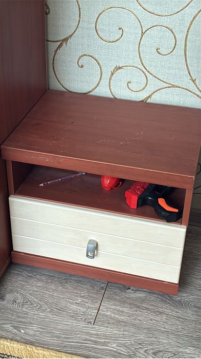 Спальный гарнитур