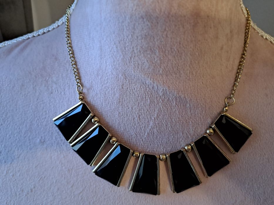 Колиета внос Англия