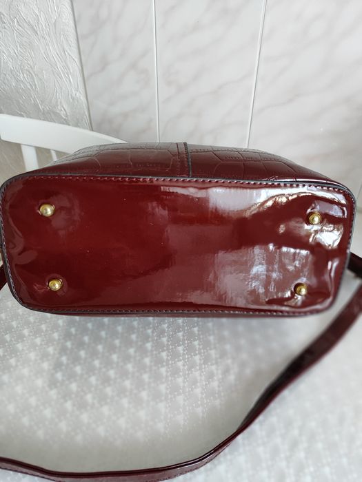 Сумка новая лакировка