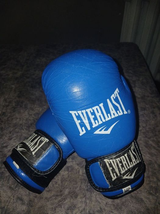 Боксёрские перчатки