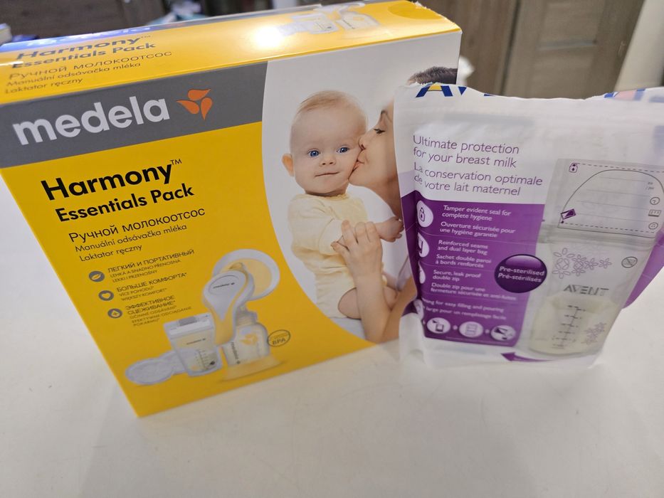 Двуфазна ръчна помпа за кърма Medela HARMONY