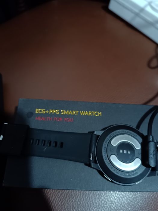 Смартчасы с тонометром