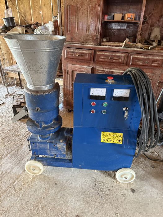 De vanzare presa peleti rumegus