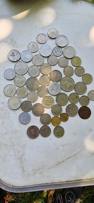 Vand diferite monede vechii.