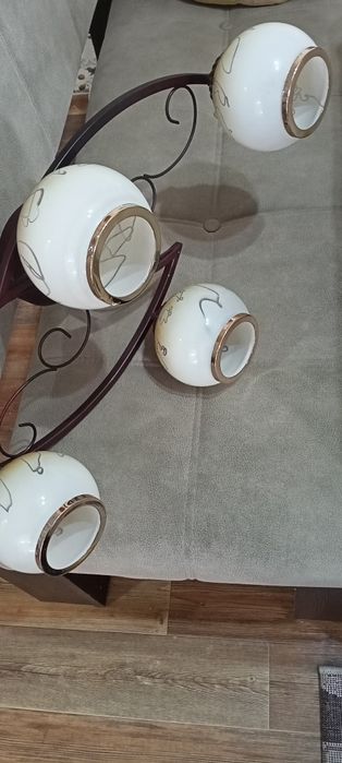 Потолочный светильник