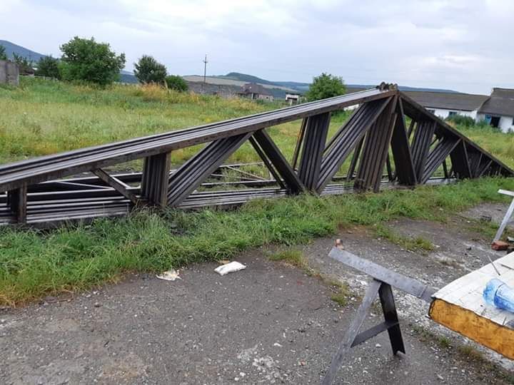 Vand hala metalic 10x25 cu panouri sandwich, Hala se poate face