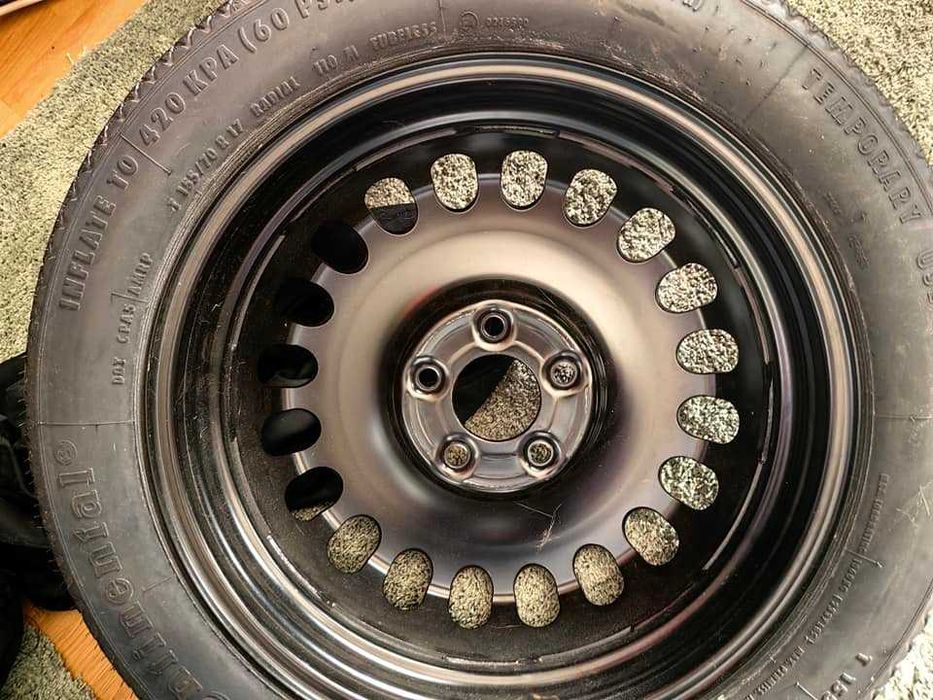 Резервна гума - патерица Т 155/70 R17 ET34