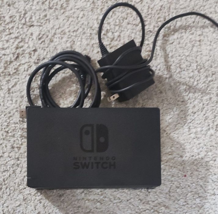 Vând Nintendo Switch