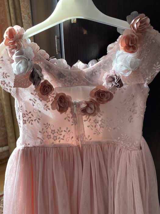 Вечернее платье