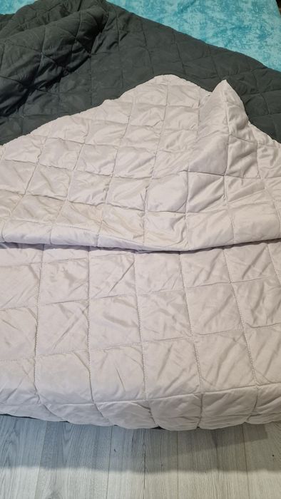 Ново двулицево шалте