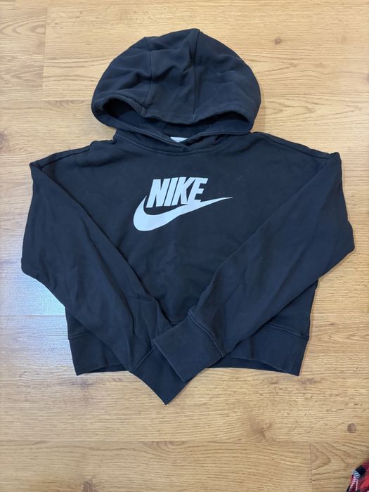 Продавам дамски пуловери