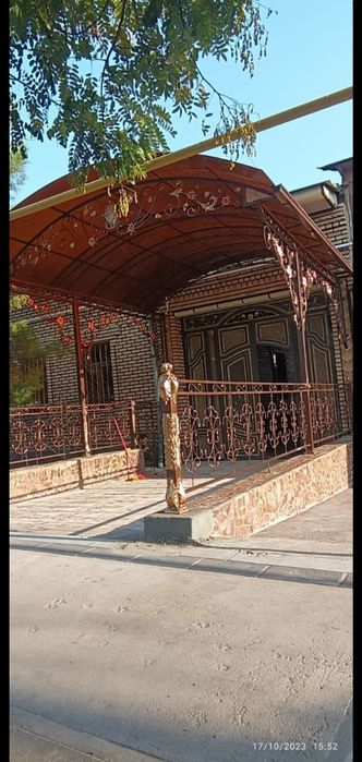 Тапчан, сури,бисетка, чор поя, калават. Качела, скамейка.