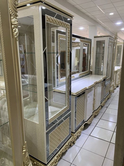 Penal kamod  zakazga tayyorlab beriladi. 1400$-1250$
