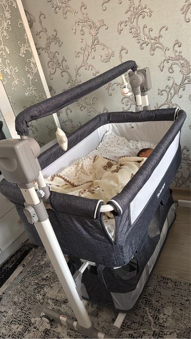 Детская коляска и кровать