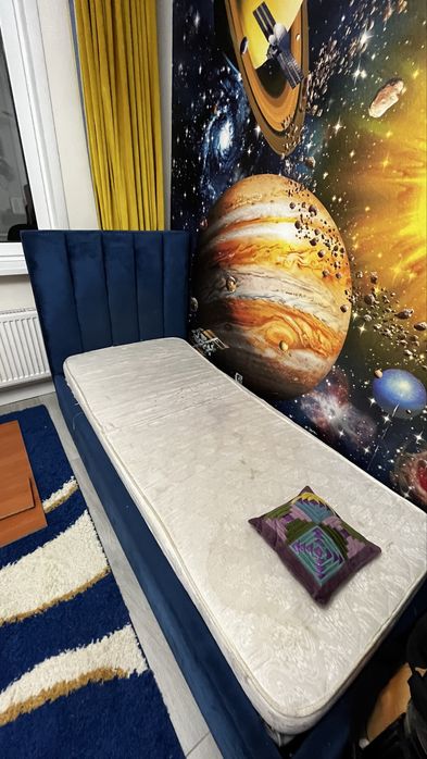 Кровать спальная