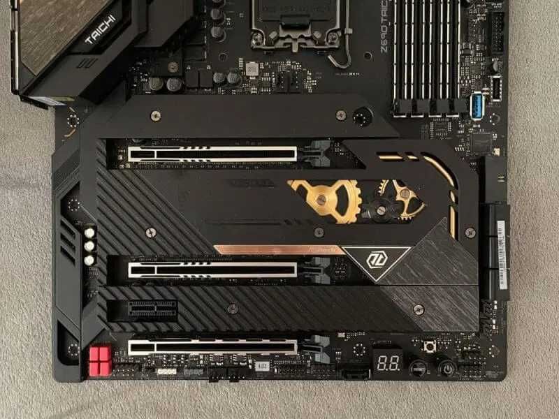 Дънна Платка / Motherboard ASRock Z690 Taichi + [i5 12400f]