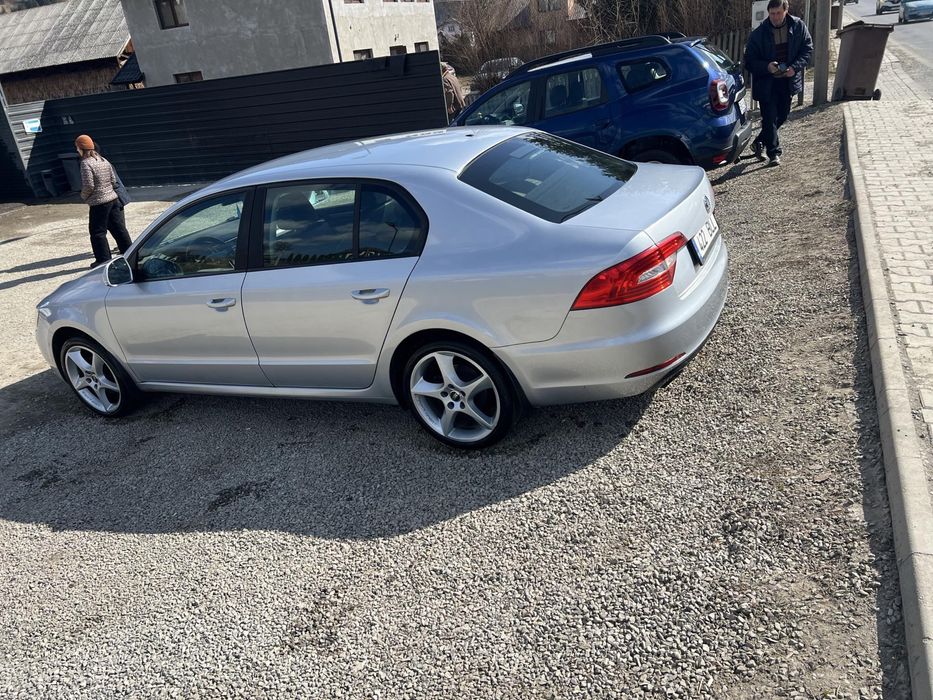 Skoda superb 2015 automata