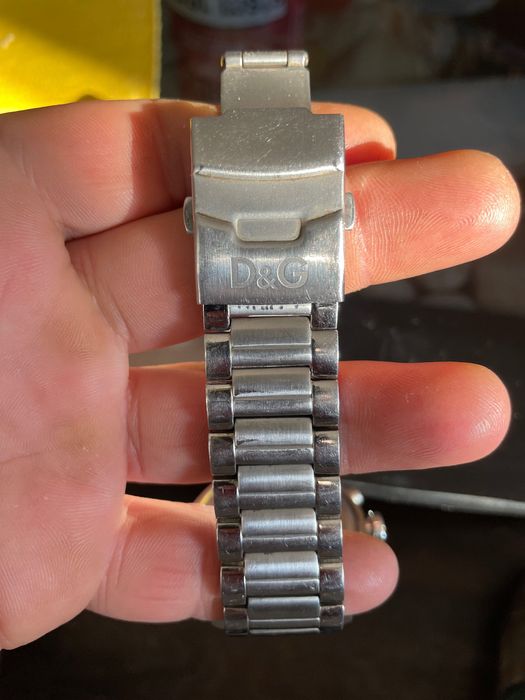 Оригинални Часовници различни марки.