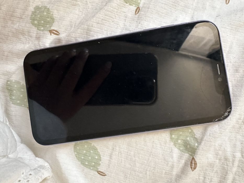 Продам 11 iphone без коробки
