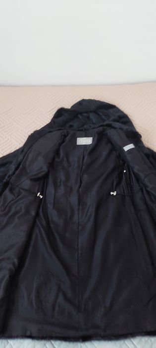 Продам норковую шубу