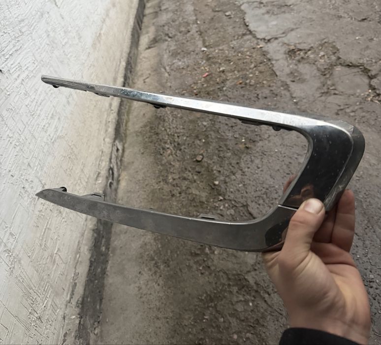 Молдинг на гранту Fl