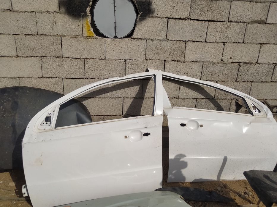 Nexia 3 kuzov sotiladi