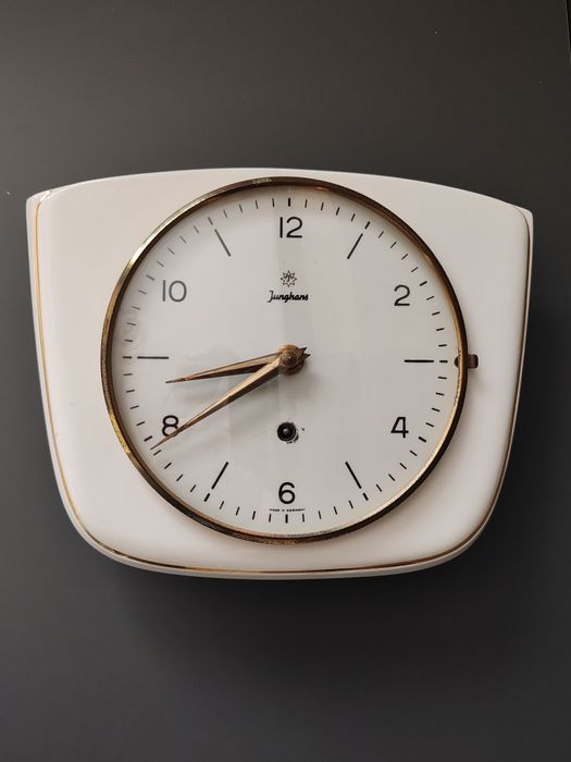 Ceas mecanic de perete JUNGHANS