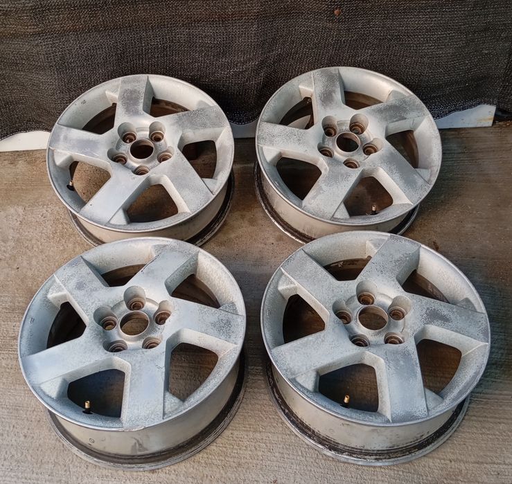 Диски 16 ет 46 J6 Крепёж 5/114,3