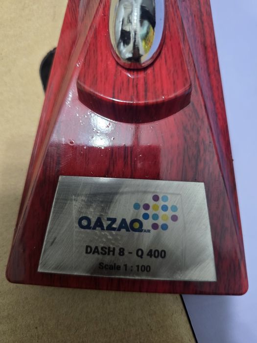 Самолет макет Qazaq air