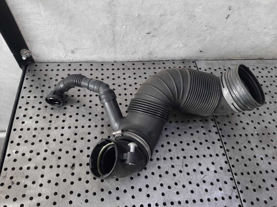 tubulatura admisie  2.0 tdi cbd vw golf 6 5k 3c0129654