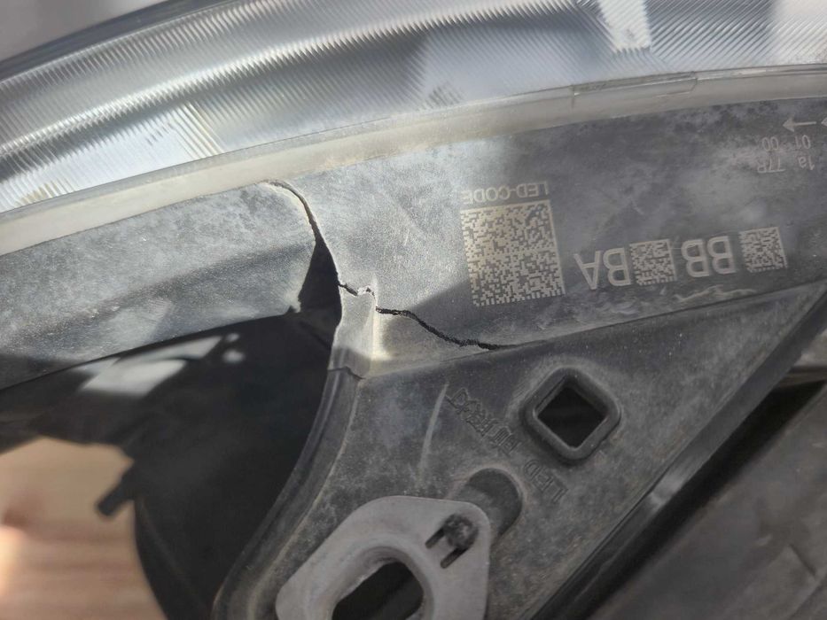 Far stanga fata Mercedes V class W447 Vito Viano Cod A447906970