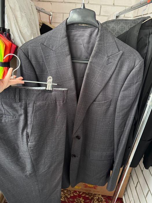 Костюмы , пиджаки