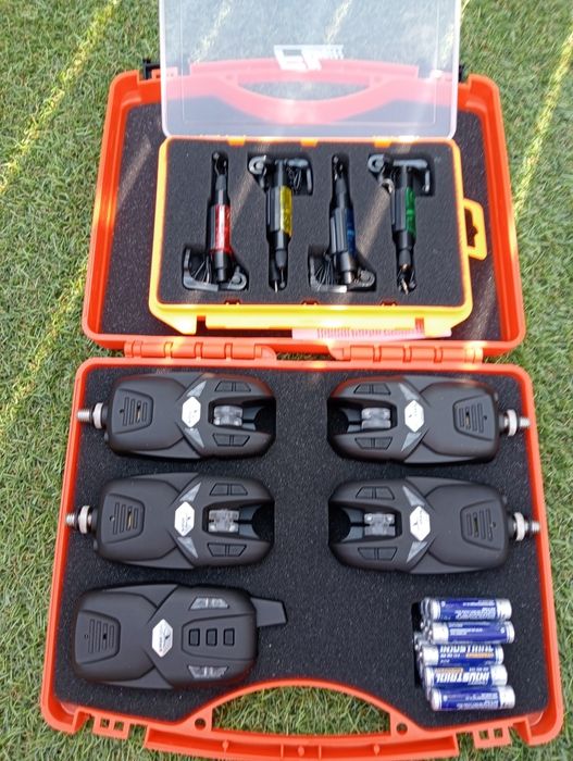 Set 4 Avertizori cu Statie EastShark+ 4 hangere Fl
Se
