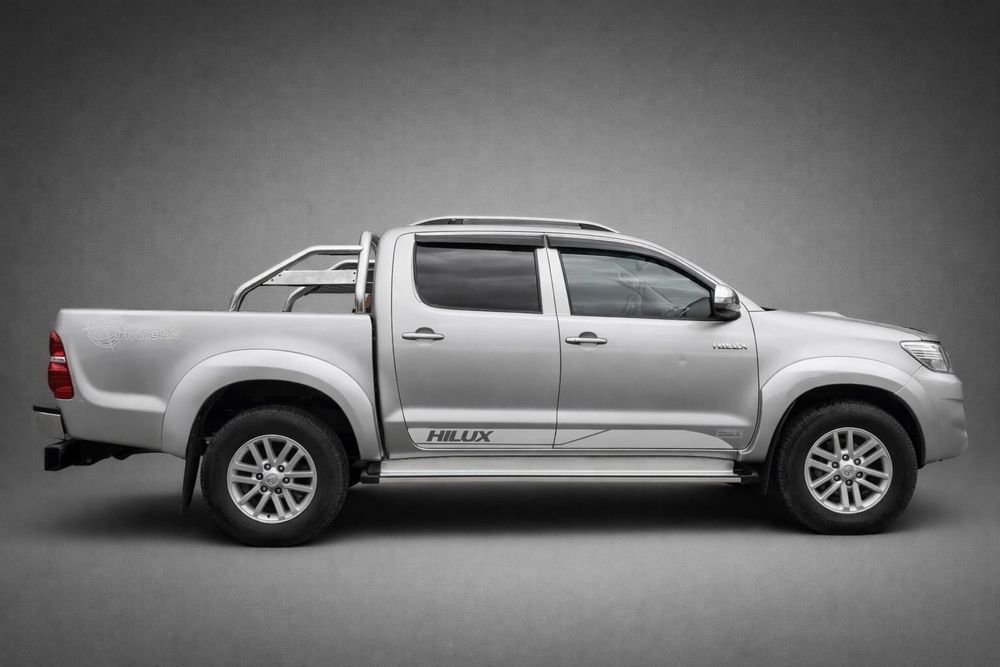 Toyota hilux 3.0/171 cp , cutie manuala !234.000 km reali!