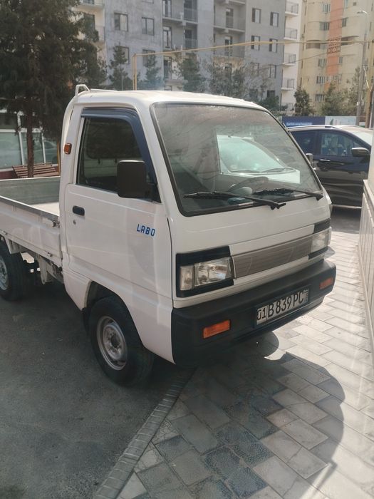 Moshina tozza Toshkent shahar da yurgan
