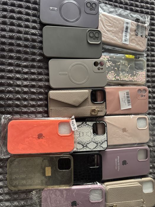 Кейсове за Apple Iphone 12