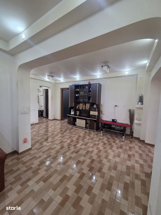 3 camere Obor Cu balcon si terasa Mobilat
