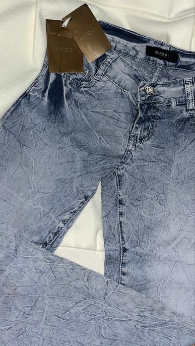 Джинсы Gucci (в отличном состоянии)