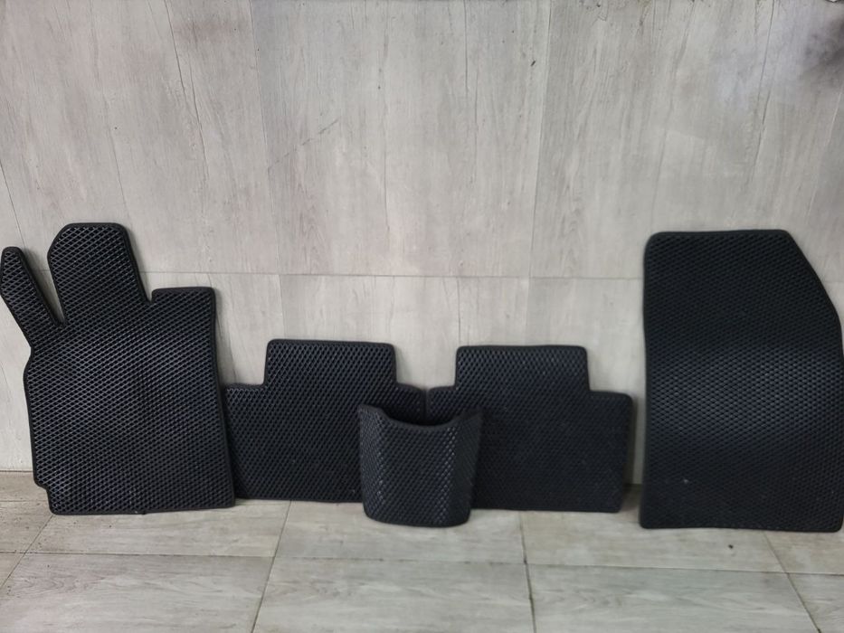 Продаются полики Evakor