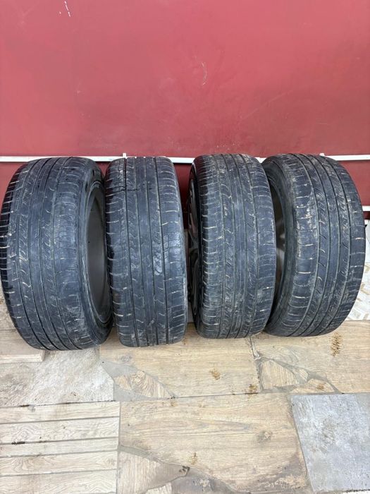 Продам диски с резиной 235/45/18