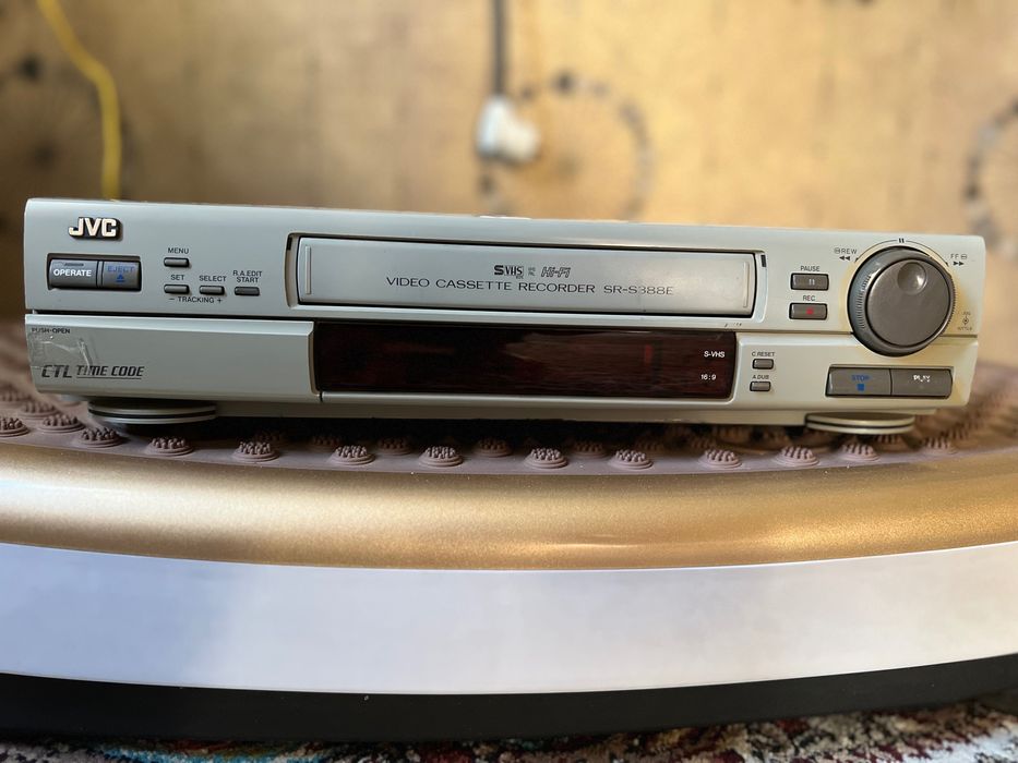 SVHS видеомагнитофон Super VHS JVC