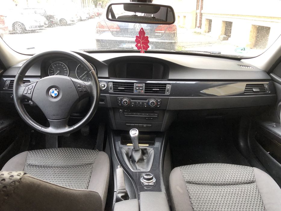 Vand masina bmw mai multe detalii la nr de tell
