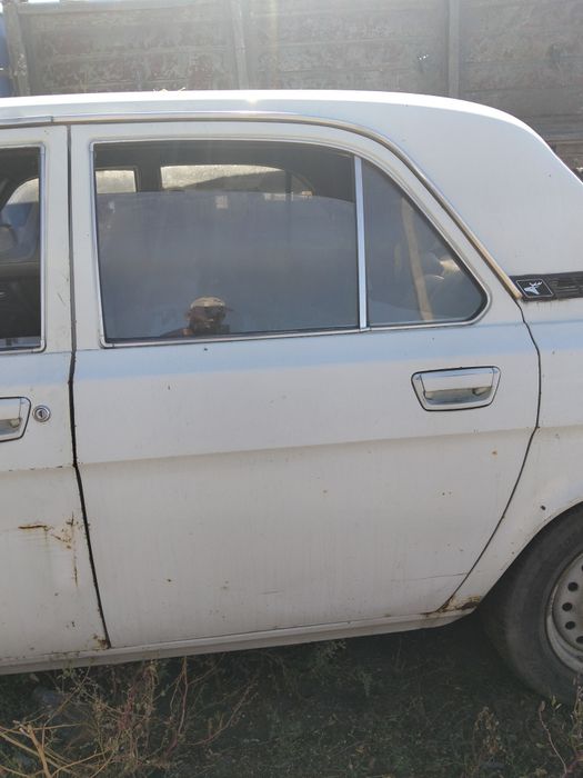 Продам двери Волга