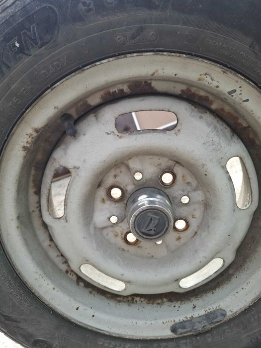 Джанти с гуми за лада 3бр. по 20€ за бр.